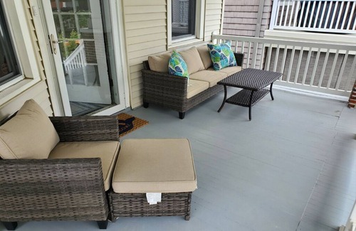 North End Condo | 7th & Central-Cozy 3bed/1bath 2nd floor condo