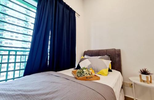 Kuala Lumpur Apartment | 8 Guest 3 Room OUG A1 Old Klang Bkt Jalil Pavilion Stadium Mid Valley Bangsar Puchong IOI