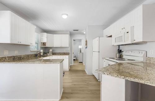 Burnt Store Condo | 8 Person 2-Bedroom Condo with Waterview Balcony - Tarpon - Welcome to our stunning two-bedroom condo room with a balcony!