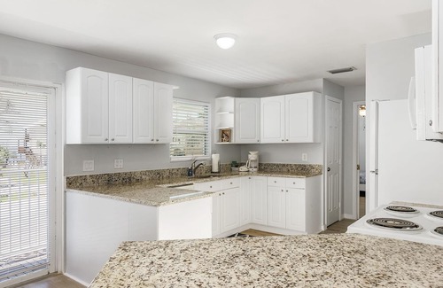 Burnt Store Condo | 8 Person 2-Bedroom Condo with Waterview Balcony - Tarpon - Welcome to our stunning two-bedroom condo room with a balcony!