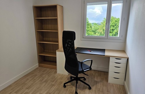 Dinan Apartment | 8-person apartment in the heart of Dinan (Free parking in front of the apartment)