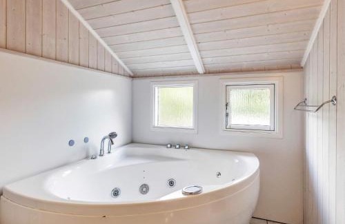 Faxe Ladeplads House | 8 person holiday home in Faxe Ladeplads