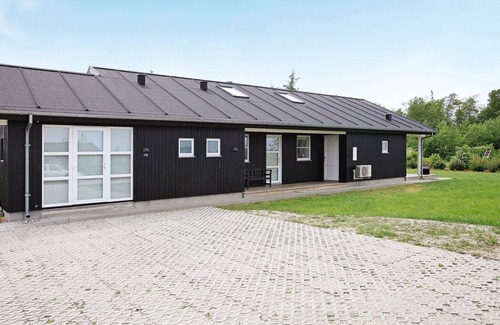 Tranum House | 8 person holiday home in Brovst-By Traum