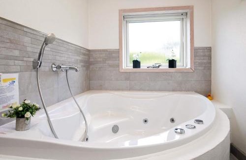 Blavand House | 8 person holiday home in Bl vand