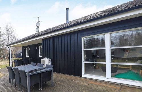 Hou House | 8 person holiday home in Hals
