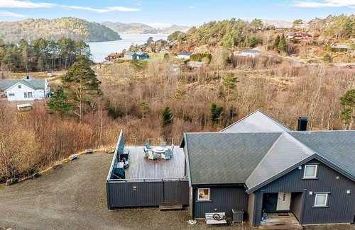Lyngdal House | 8 person holiday home in lyngdal-By Traum