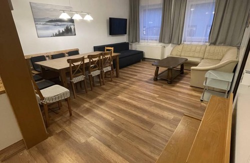Bad Hofgastein Apartment | 80 m² Apartment ∙ 2 bedrooms ∙ 7 guests