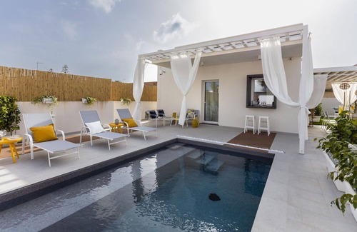 Ispica Villa | 80 meters from sea with pool