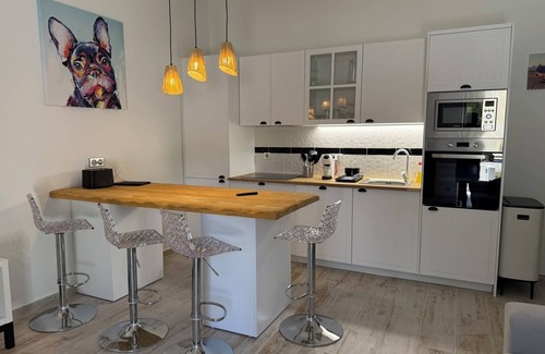 Retur Apartment | 800 m from the beach, modern apartment with terrace on ground floor