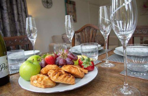 Bar Hill Apartment | 85 m² Apartment ∙ 3 bedrooms ∙ 7 guests