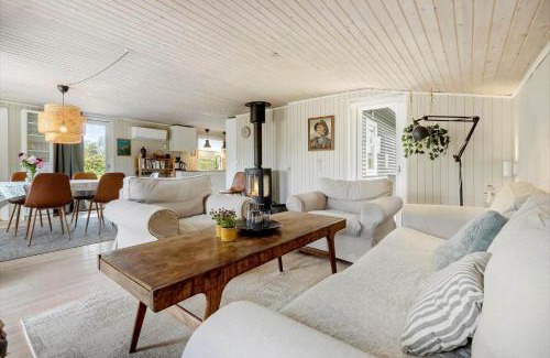 Fjellerup Strand House | 8867-Glesborg-Laerkevej-30