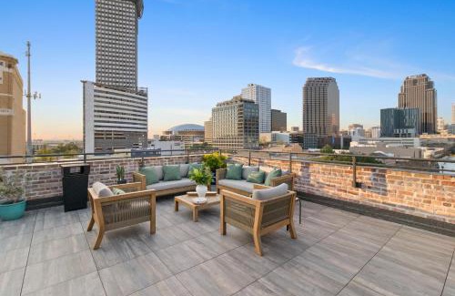 Central Business District House | 888 Baronne