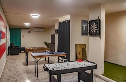 Sabana Abajo House | 8BR Near Airport, Pool, Rooftop and Game Room
