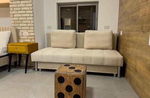 Majdal al-Shams House | 8kmלחרמון