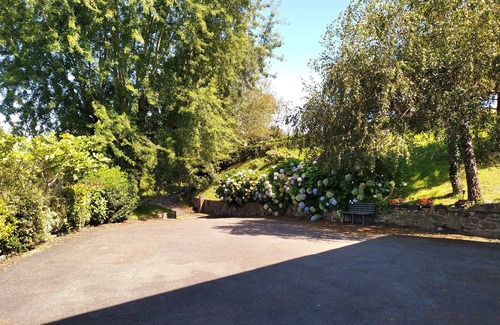 Saint-Jean-le-Vieux Apartment | 900m from the center of ST JEAN PIED DE PORT. All on foot. Superb view. 3*. Calm
