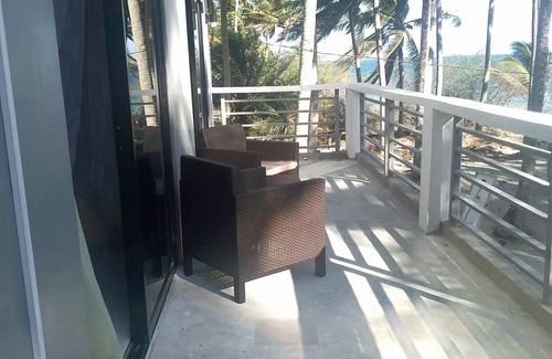 Abra de Ilog House | A 3 floor contemporary styled beach house. Steps away from fine white sands!
