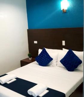 Coron Town Proper Hotel | A&A ABE BAYFRONT INN