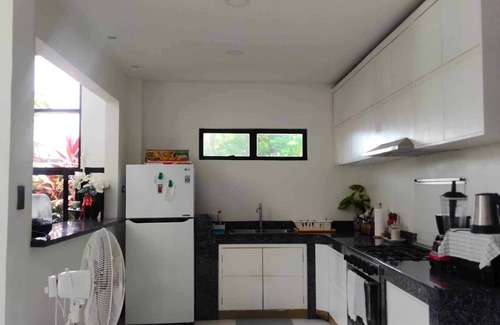 Naval House | A beach house (shared space) and a romantic place during sunset!