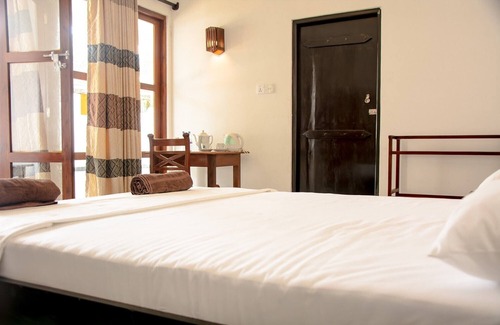 Hikkaduwa Bed & Breakfast | A Beautiful Beachfront Bed and Breakfast With a Beach for yourself at Hikkaduwa