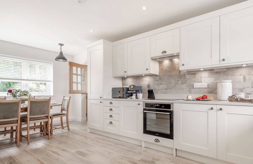 Banwell Cottage | A beautiful home from home in a wonderful location and with a hot tub.
