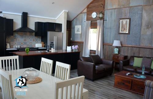 West Beach House | A Beautiful Property, Walking Distance to the Beach in Esperance WA!