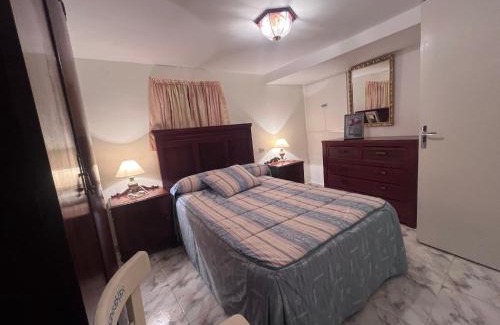 Carballeda de Valdeorras House | A casa do teléfono