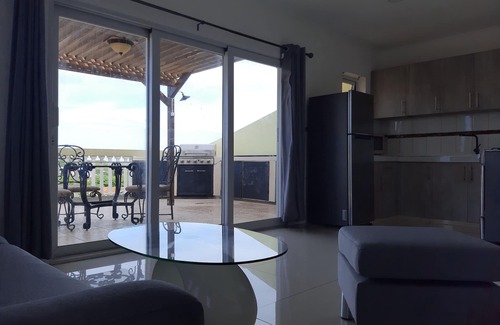 Willemstad Apartment | A Central 2nd floor 1 bedroom apartment with a nice balcony view & a nice pool.