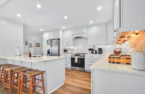 Caswell Beach House | A Coconut Hut on Caswell beach, Ocean front home with heated pool, new walkway to beach