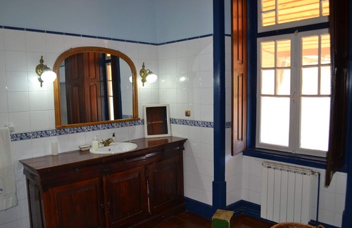 Casal de Ermio House | A converted farmhouse with private swimming pool and courtyard.