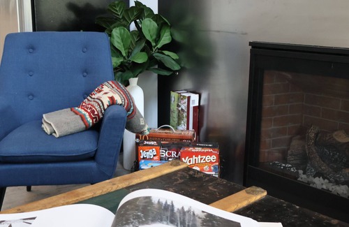 Nordegg Cabin | A Cozy Outdoorsman's Retreat in the Heart of the Rocky Mountains