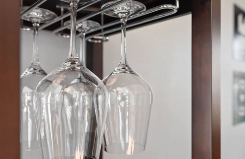 Solana House | A Dash of Magic! Family & Pet Friendly w Hot Tub, Pool, & Game Rm!