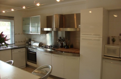 Ferragudo House | A designer owned luxury property with private swimming pool for up to 6 people