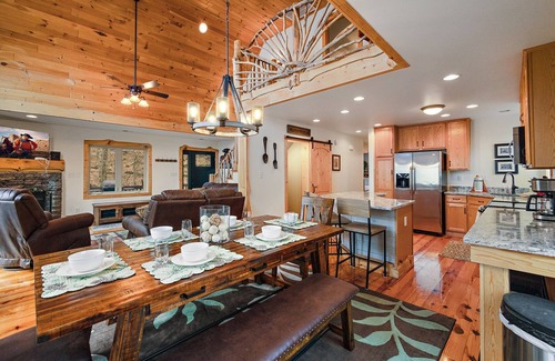 Charter Hills Cabin | A-Frame Cabin Atop Beech Mountain