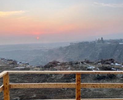 Saghmosavan Villa | A Frame Denver