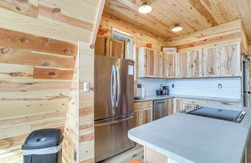 Hardy Cabin | A-Frame Hardy Cabin w/Spring River Views!