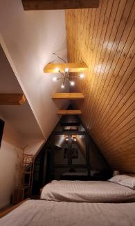 Sisesti House | A Frame Pietrele Șoimului