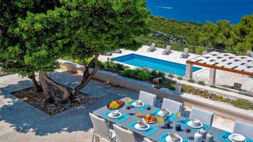 Pucisca Villa | A gorgeous villa on a private property on the island Brač