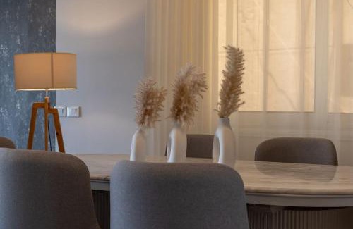 Al Manial Apartment | A Great Nile View Apartment - 3