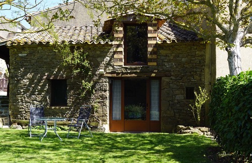 Cassaignes Cottage | A haven of peace surrounded by numerous paths with views of the Pyrenees!