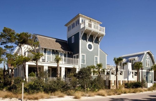WaterSound Beach House | A Little Overboard, Private Pool/Spa, Easy walk to Beach, Golf Cart Included!