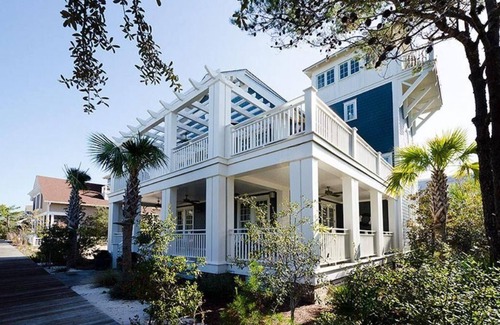 WaterSound Beach House | A Little Overboard, Private Pool/Spa, Easy walk to Beach, Golf Cart Included!
