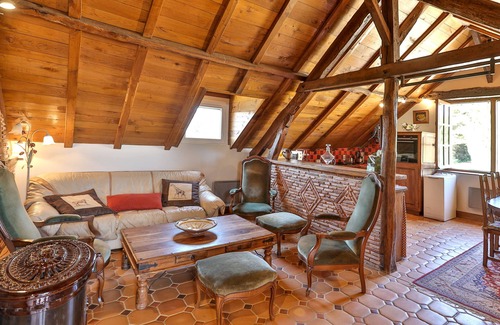 Tamnies House | A lodging of character on a vast agricultural domain 12 km (Sarlat, Lascaux, eyzies)