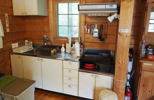 Hoki-cho House | A log house for rent that can be glamped surround / Yonago Tottori