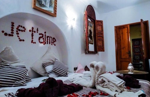 Sidi Bou Amar House | A lovely Riad Heart of Marrakechn 11 comfortable rooms pool and terrace
