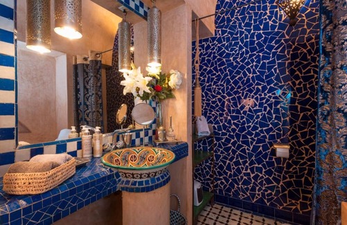 Sidi Bou Amar House | A lovely Riad Heart of Marrakechn 11 comfortable rooms pool and terrace