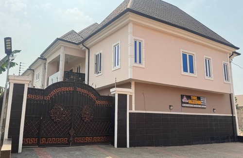 Umudike Apartment | A Luxurious Single Room - The Paletinos