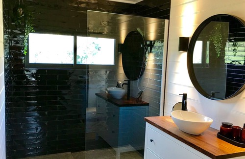 Nicholls Rivulet House | A luxury couples haven