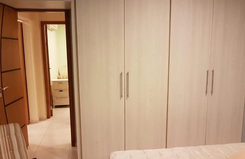 Embare Apartment | A melhor vista de Santos para 5 pessoas pé na areia