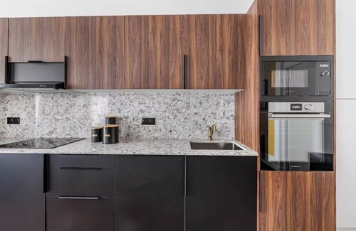 Quartier Saint-Ambroise Apartment | A MEMORABLE PARISIAN EXPERIENCE NEXT TO LE MARAIS - RUE ST SABIN