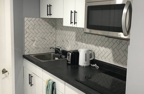 Winnipeg House | A new cozy basement suite in Winnipeg